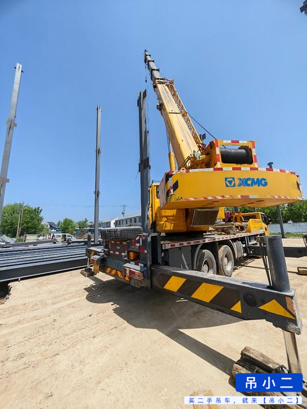 Buy XCMG QY25KC Used Crane / 3