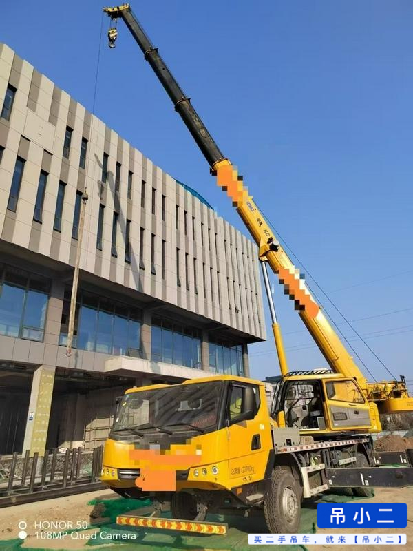 Buy XCMG 16KC Used Crane / 2
