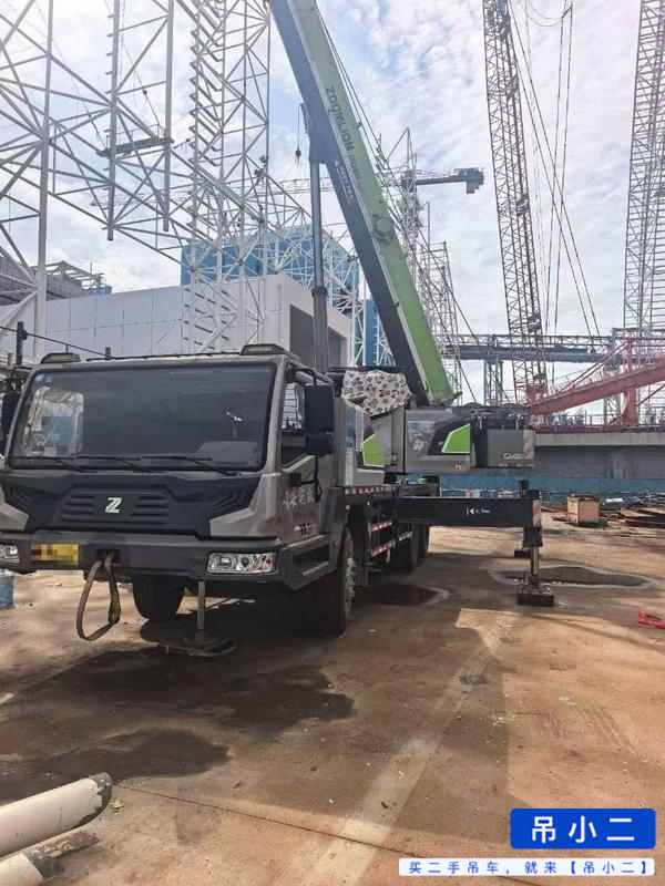 شراء Zoomlion ZTC251VE562 مستعمل رافعة