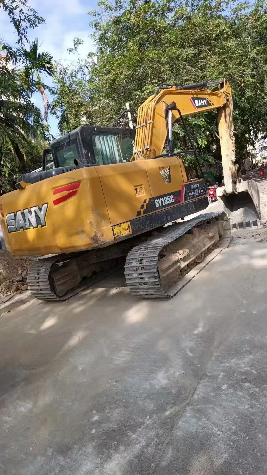 Buy Sany SY135C Pro Used Excavator / 8