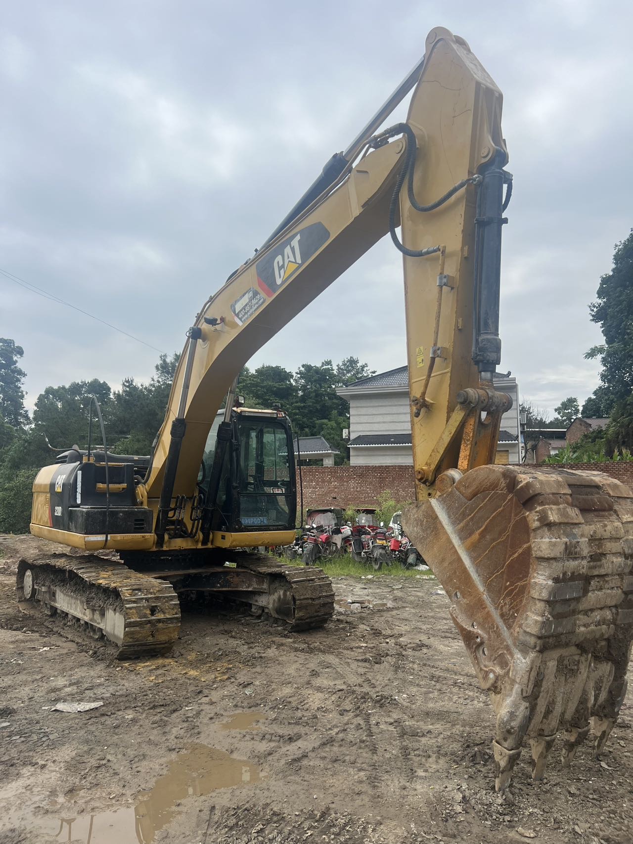 Buy Caterpillar 320C Used Excavator / 4