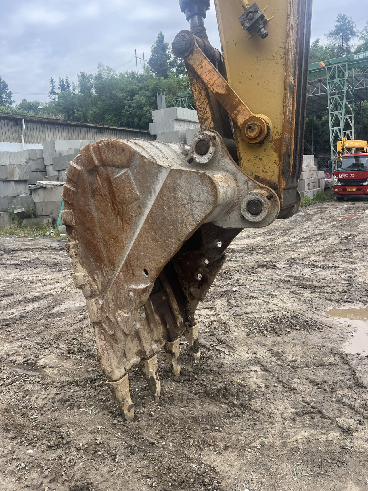 Buy Caterpillar 320C Used Excavator / 6