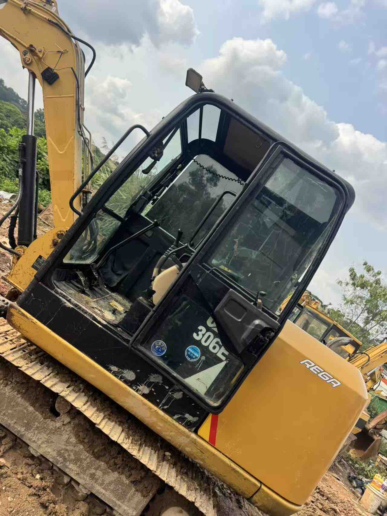 Buy Caterpillar 306E Used Excavator / 8