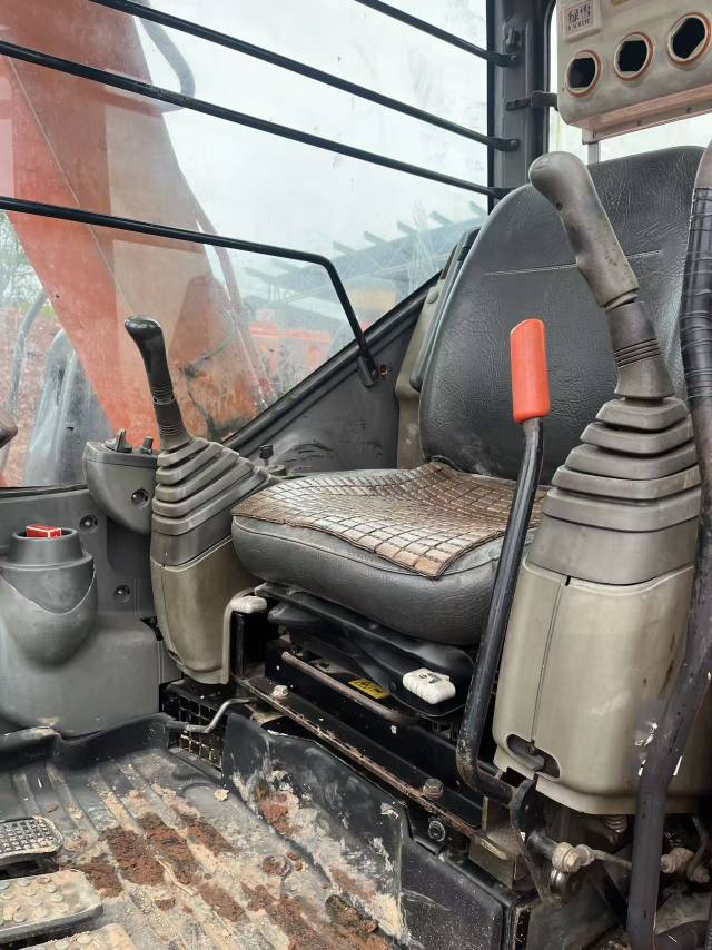 Buy Hitachi ZX70-5G Used Excavator / 5