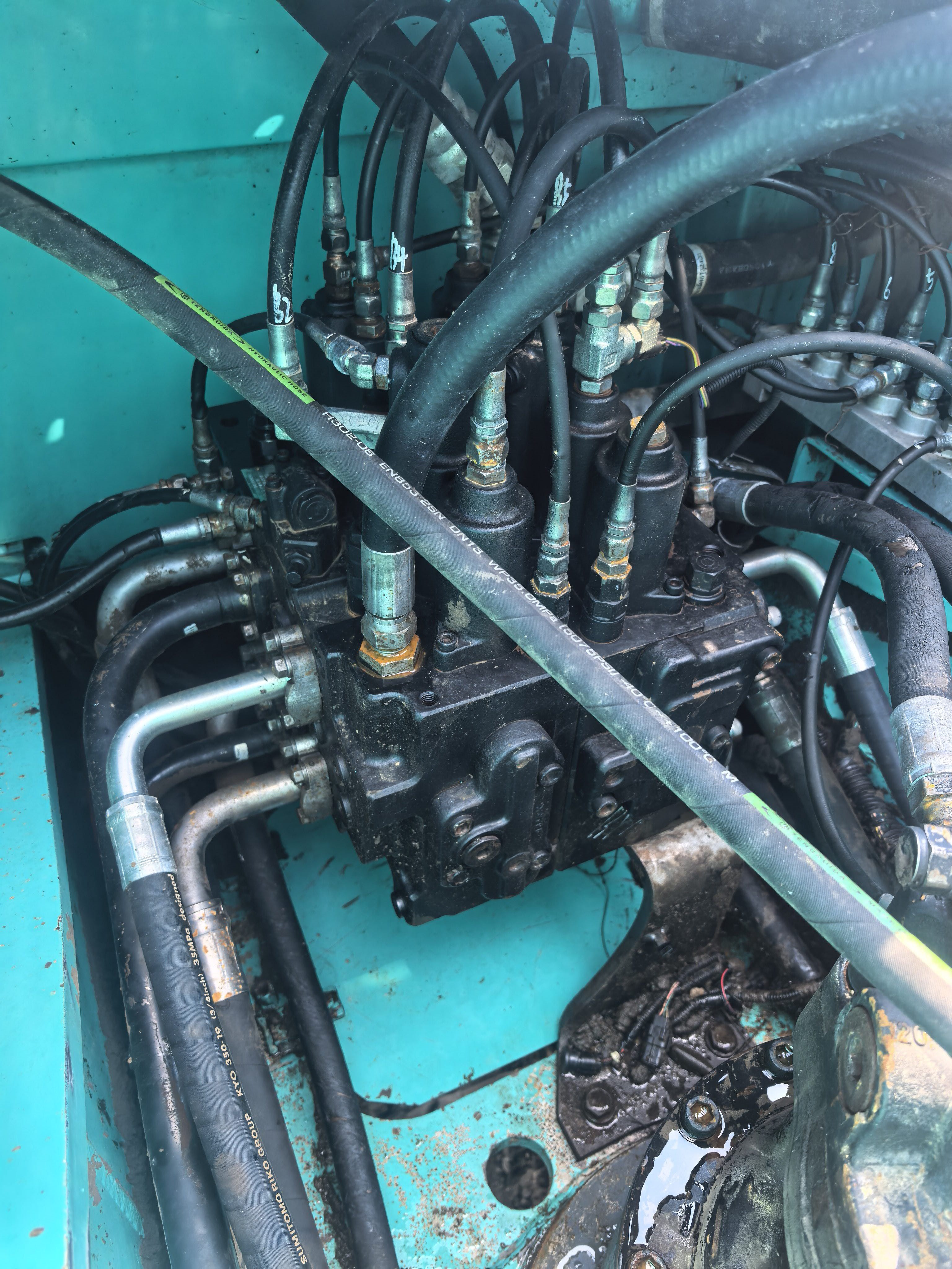 Buy Kobelco 210LC-9 Used Excavator / 8