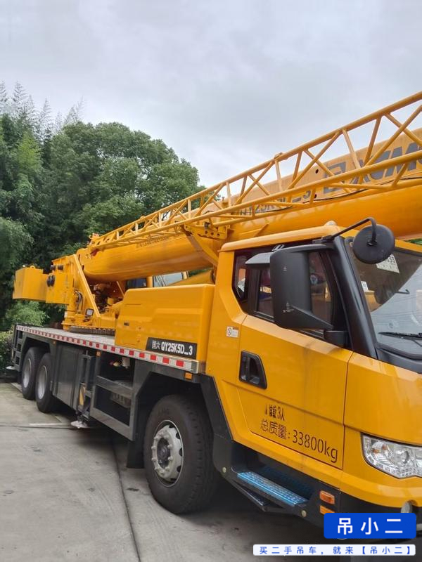 Buy XCMG QY25K5C Used Crane / 2