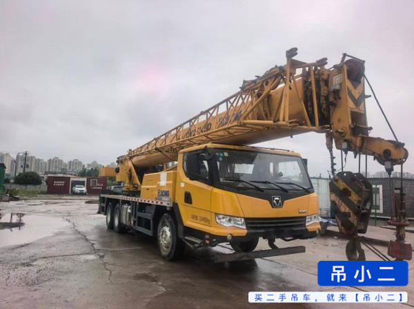 Buy XCMG 25D Used Crane / 2