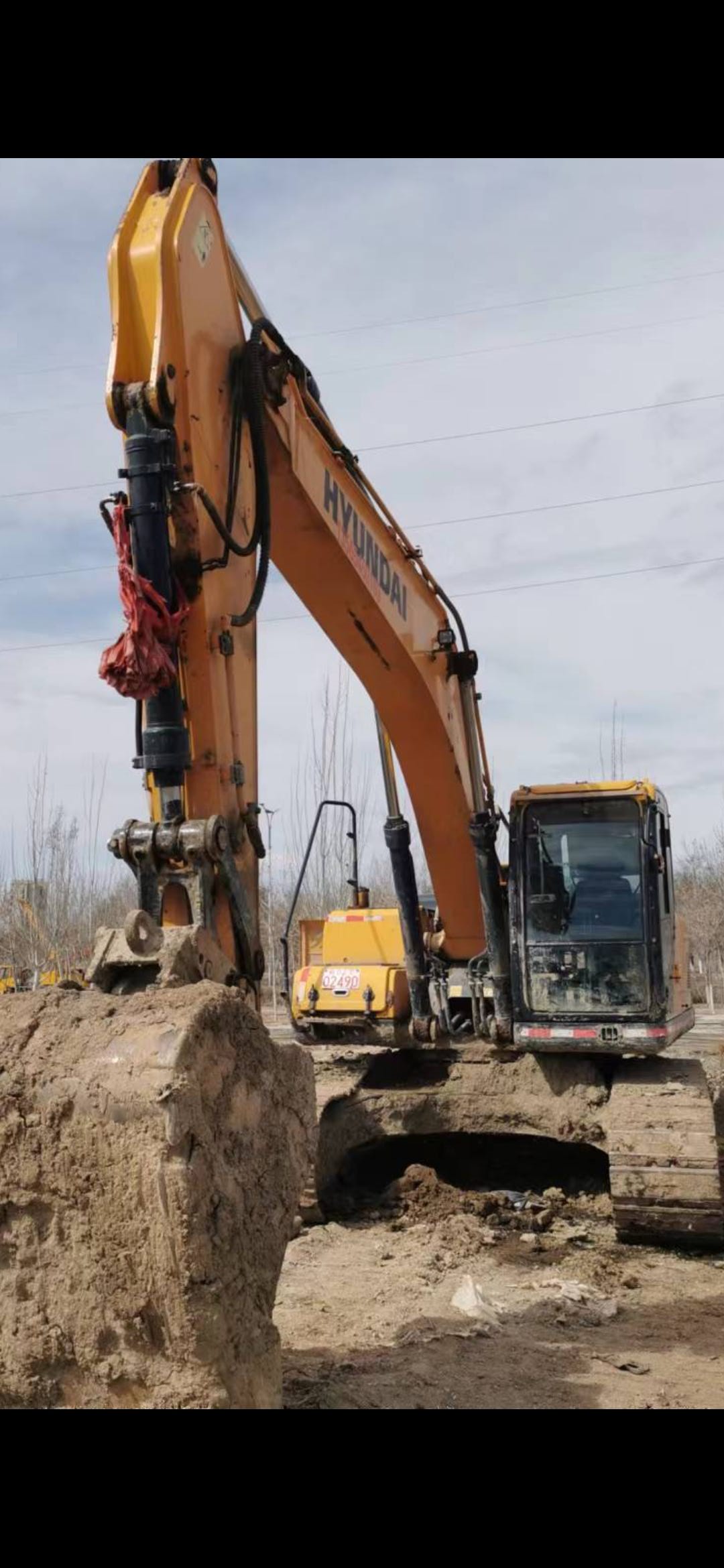 Buy Hyundai 225LC-9T Used Excavator / 6