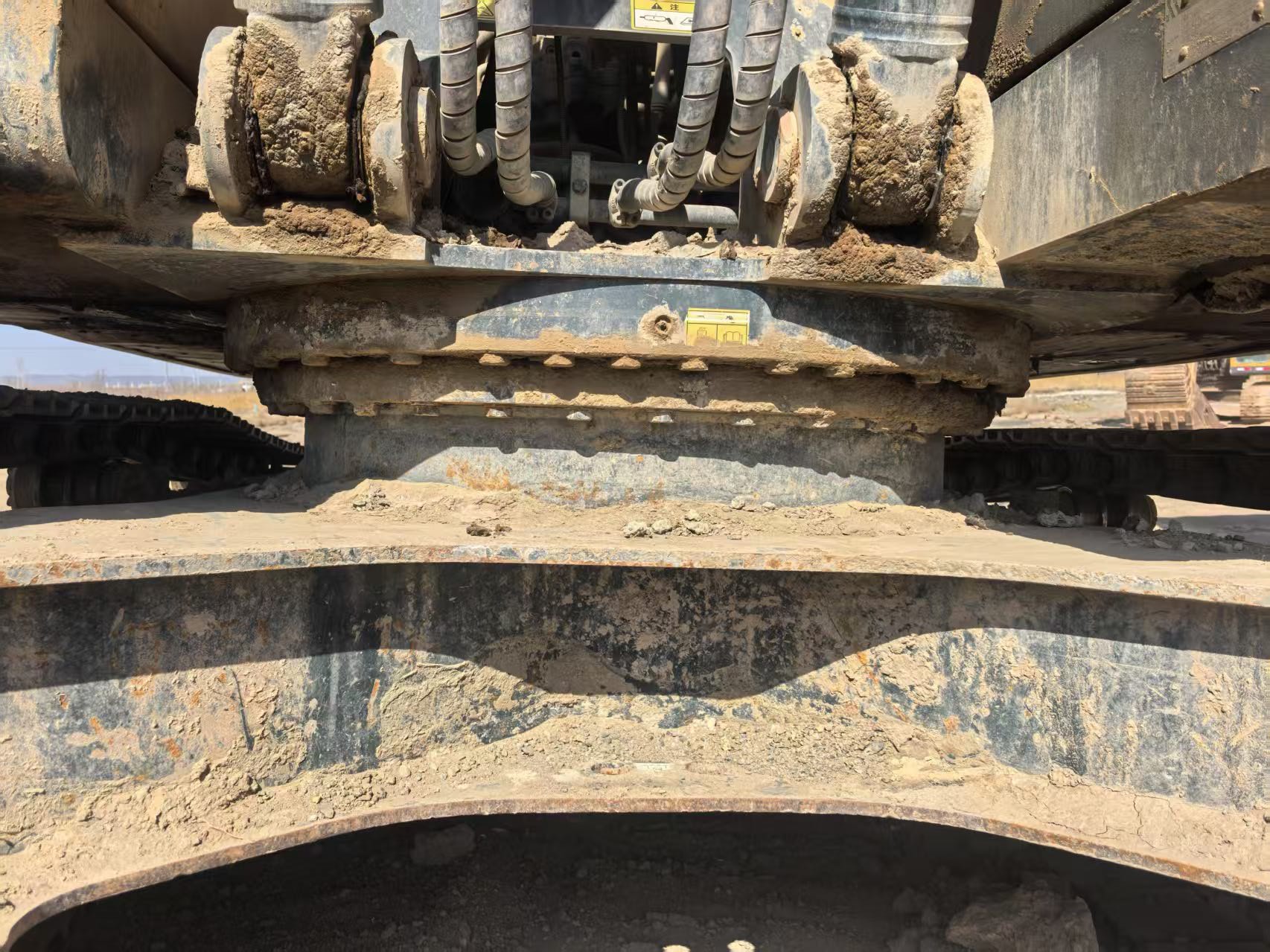 Buy Hyundai 225LC-9T Used Excavator / 3