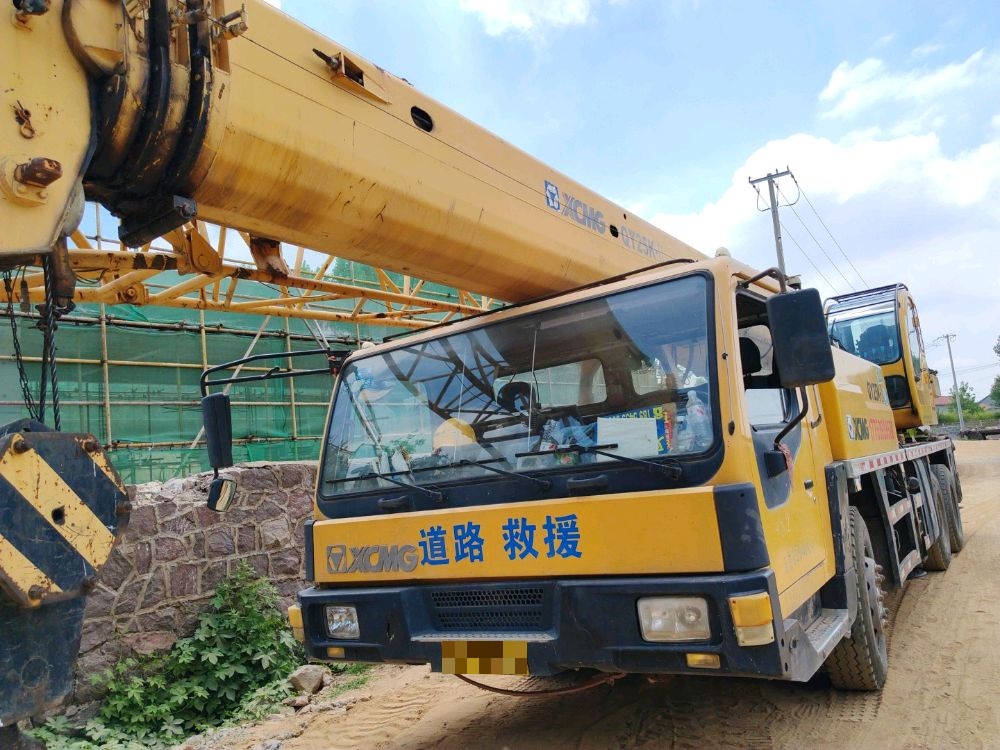 Buy XCMG QY25K-II Used Crane / 2