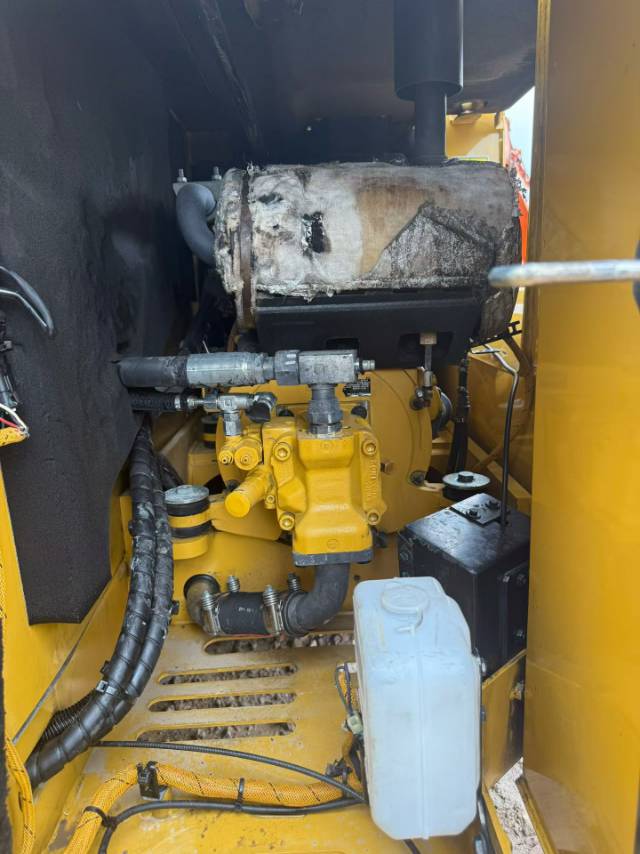 Buy Caterpillar 307D Used Excavator / 8