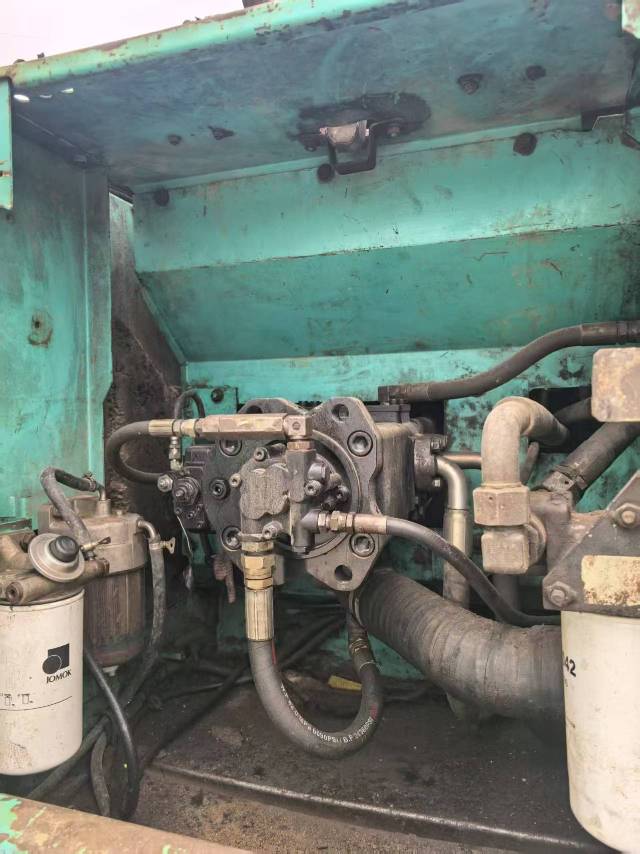 Buy Kobelco 200-8 Used Excavator / 8