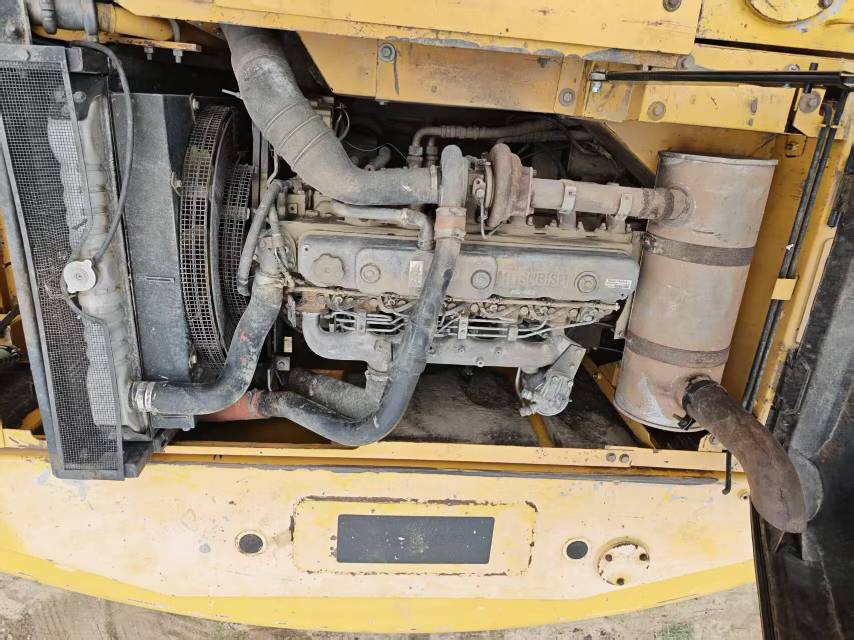 Buy Sany 215C-9 Used Excavator / 9
