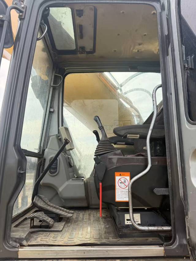 Buy Sany 205C-8 Used Excavator / 5