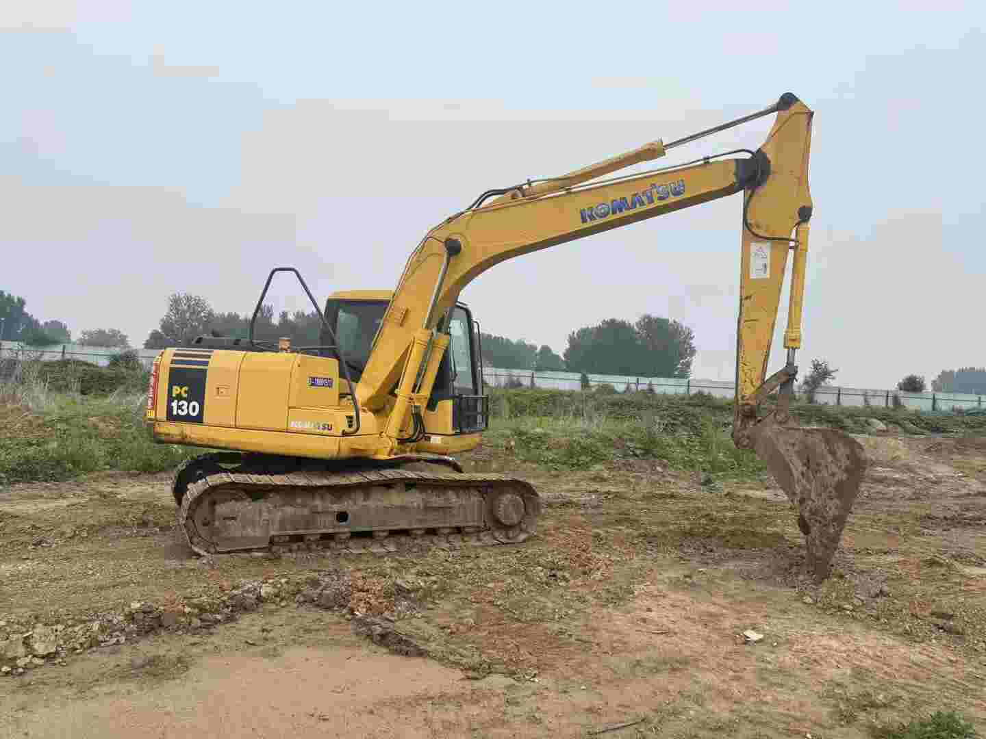 Buy Komatsu PC130-7 Used Excavator / 5