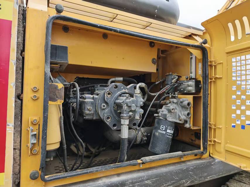 Buy Sany 215C-9 Used Excavator / 8