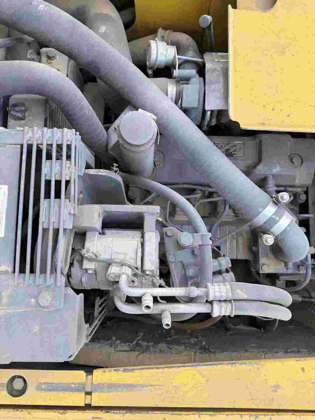 Buy Komatsu PC130-7 Used Excavator / 8