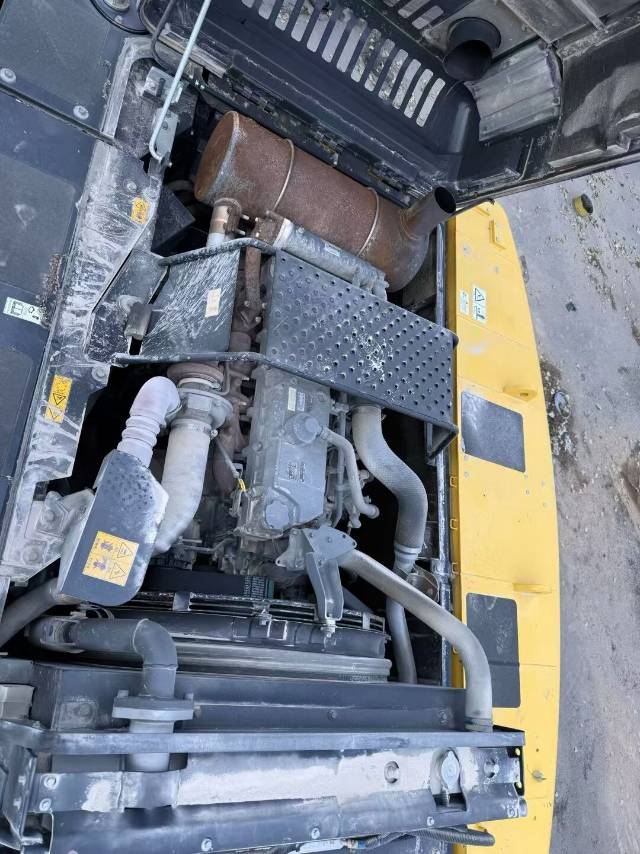 Buy Sumitomo 60 Used Excavator / 3