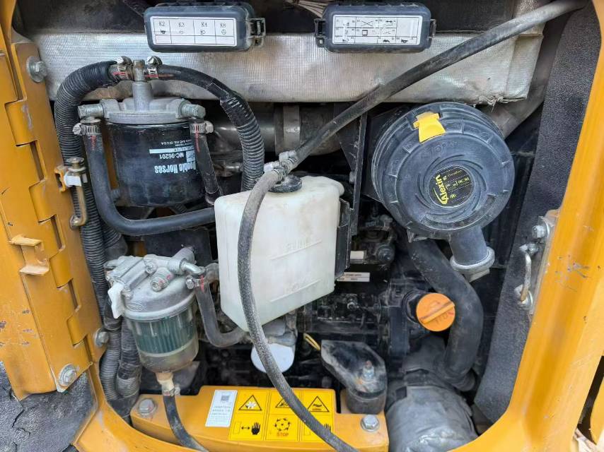 Buy Sany SY18U Used Excavator / 9