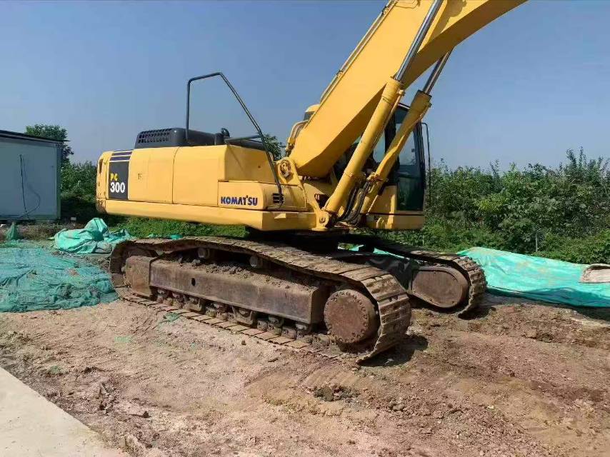 Buy Komatsu PC300-7 Used Excavator / 5