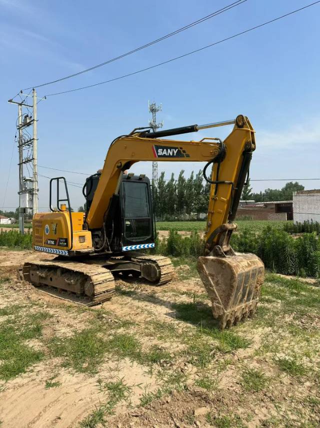 Buy Sany 75C-9 Used Excavator / 2