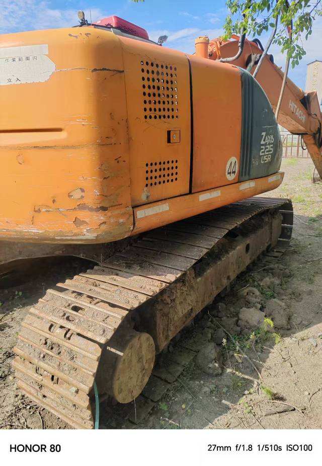 Buy Hitachi Used Excavator / 2