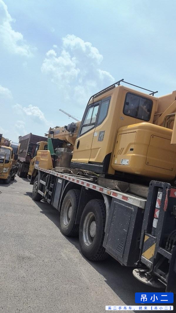 Buy XCMG QY25K5C Used Crane / 2