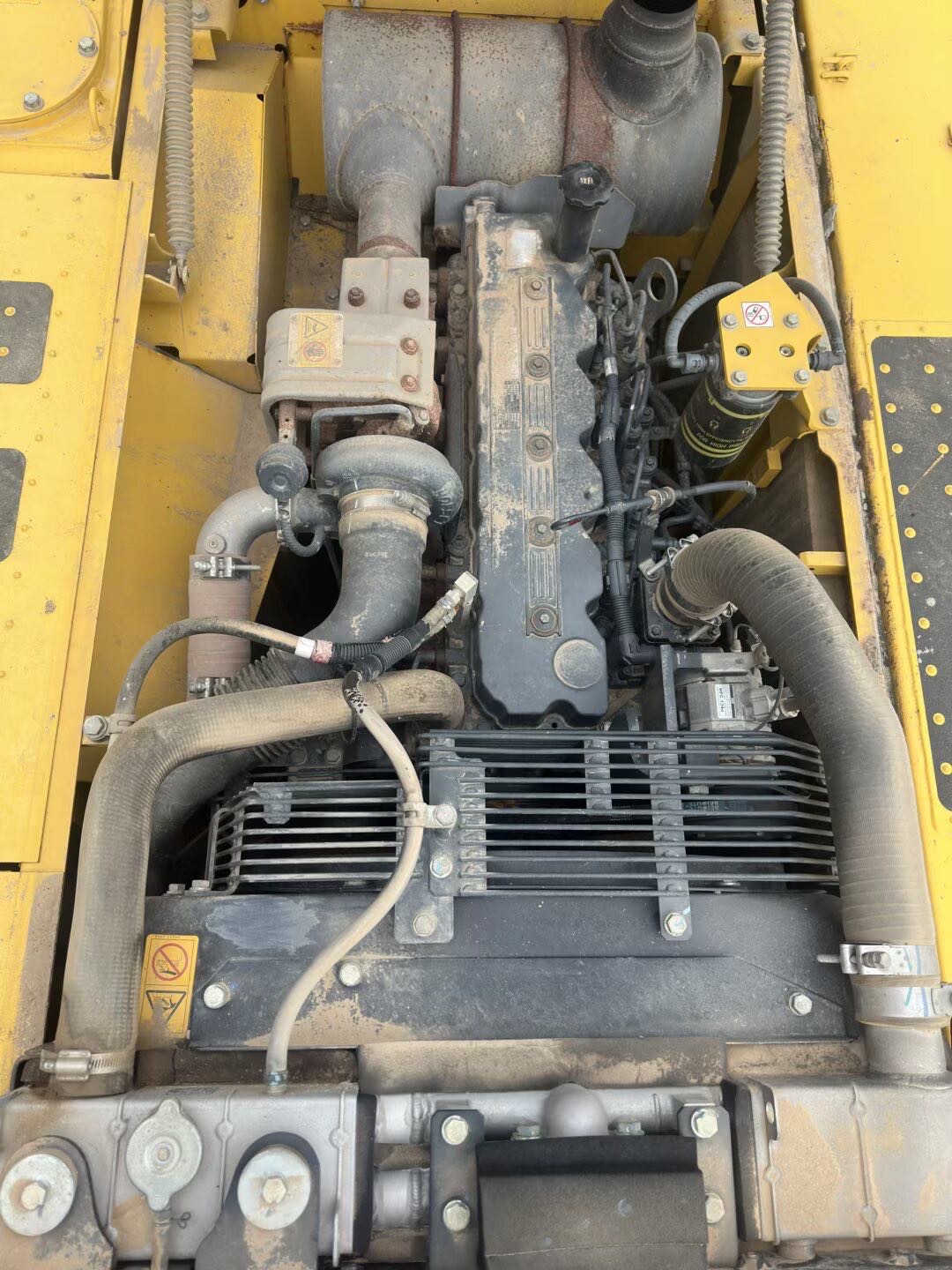 Buy Komatsu PC220-7 Used Excavator / 7
