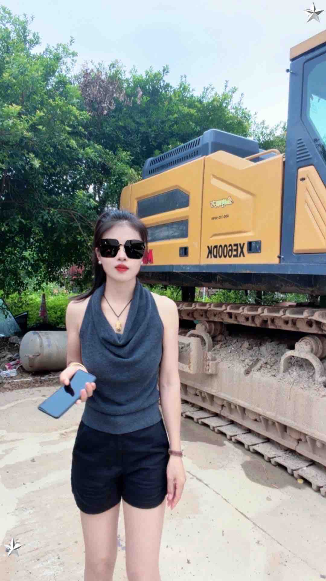 Buy XCMG XE60WA Used Excavator / 2
