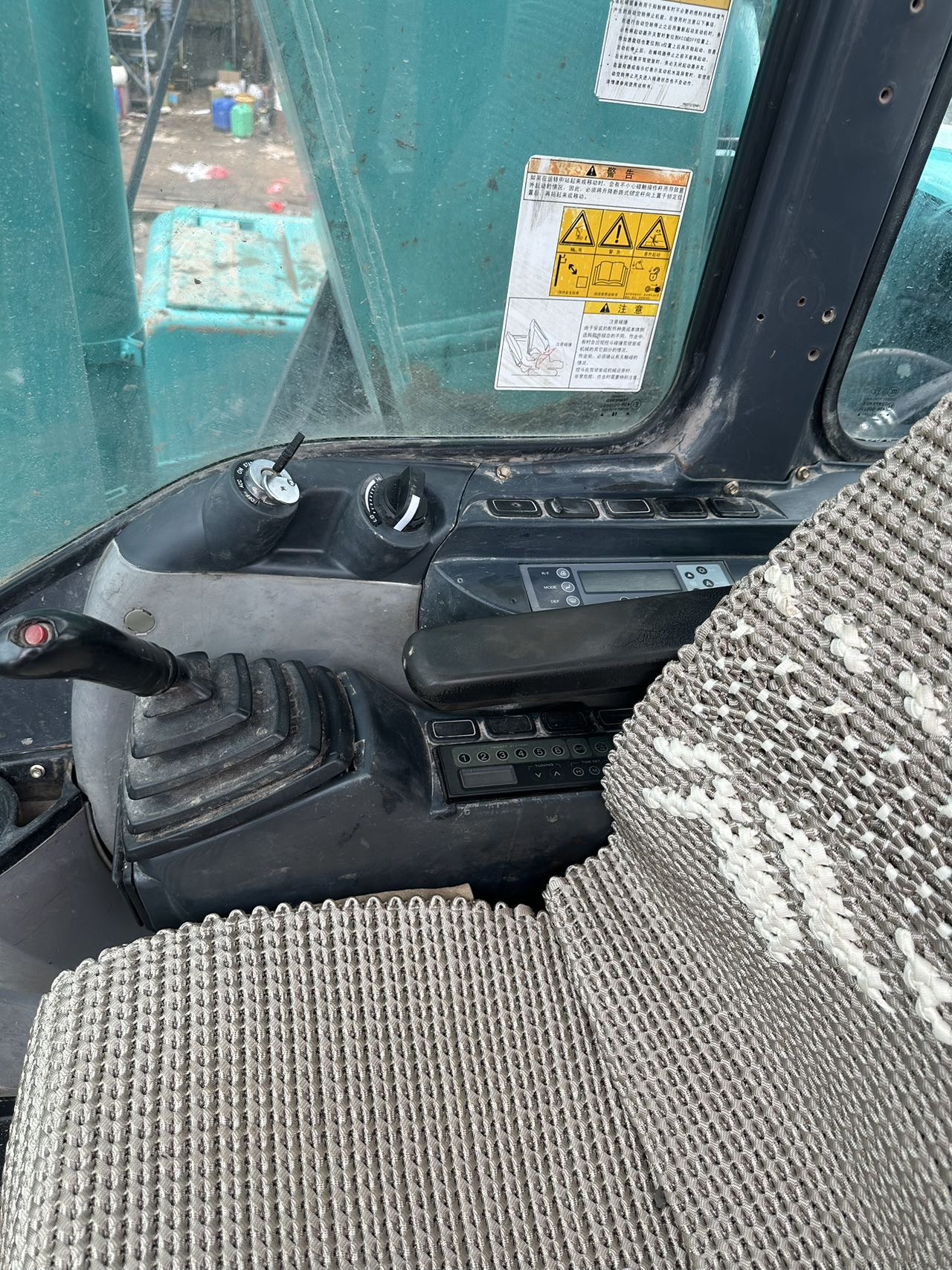 Buy Kobelco 260-8 Used Excavator / 2
