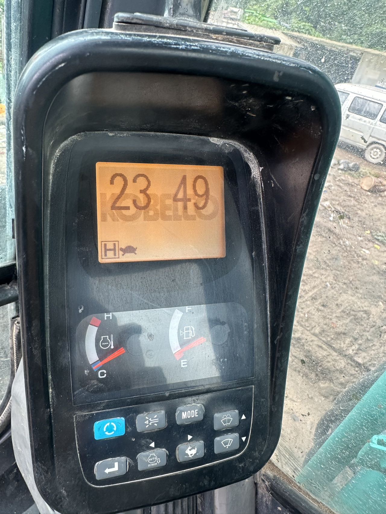 Buy Kobelco 260-8 Used Excavator / 14