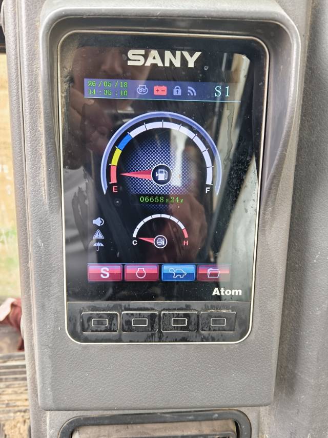 Buy Sany Used Excavator / 4