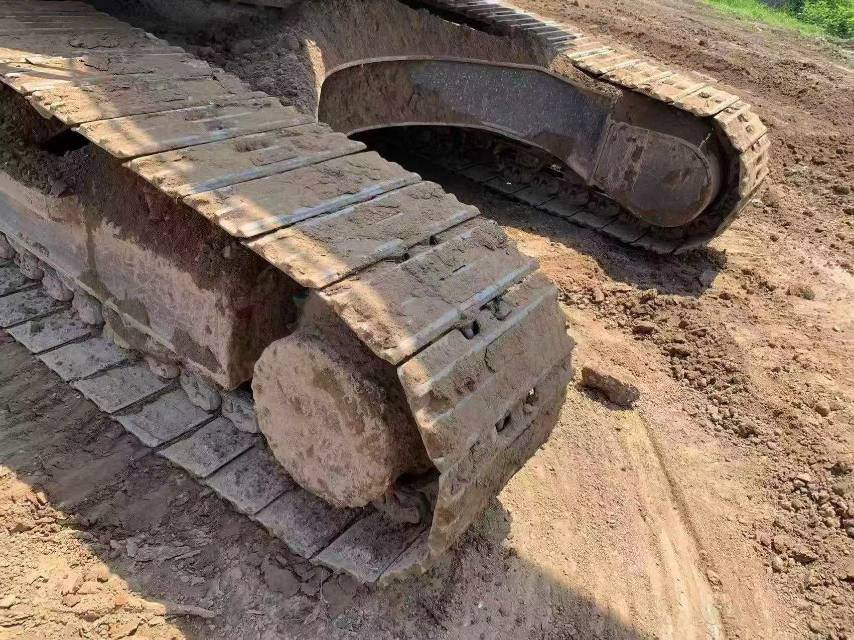 Buy Komatsu PC240-8 Used Excavator / 7