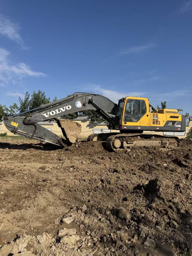 Buy Volvo 360BLC Used Excavator / 5