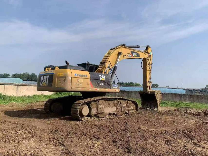 Buy Caterpillar 340D Used Excavator / 3
