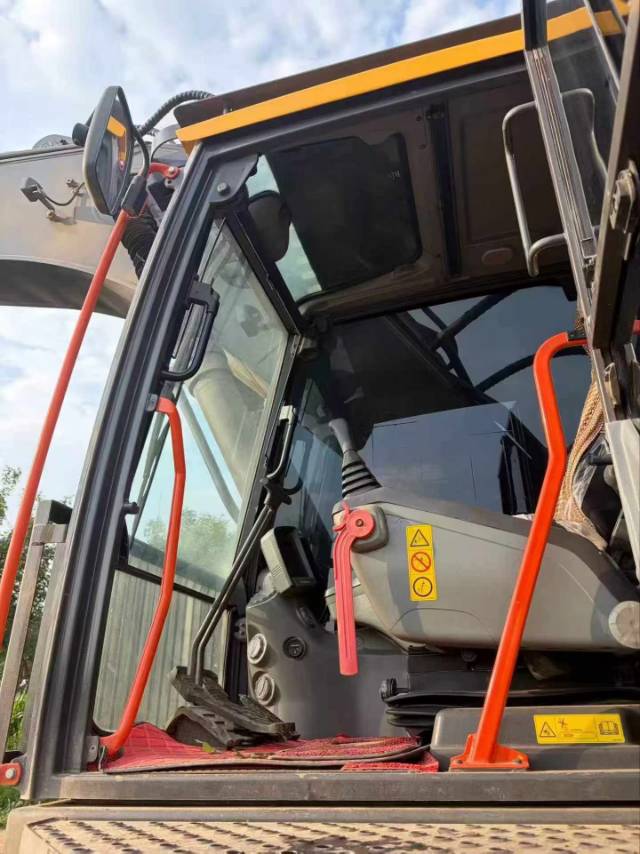 Buy Volvo EC350D Used Excavator / 5