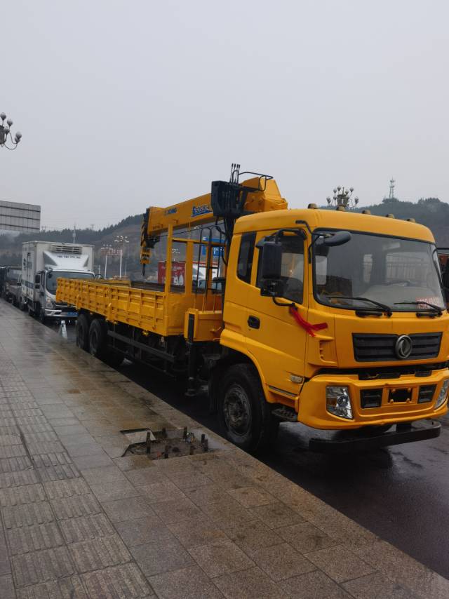 Buy XCMG Used Crane / 2