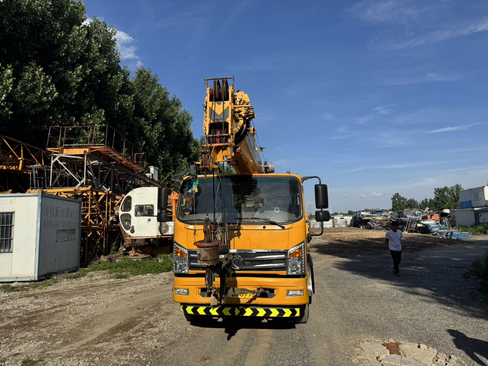 Buy XCMG XCT8L4-1 Used Crane / 2