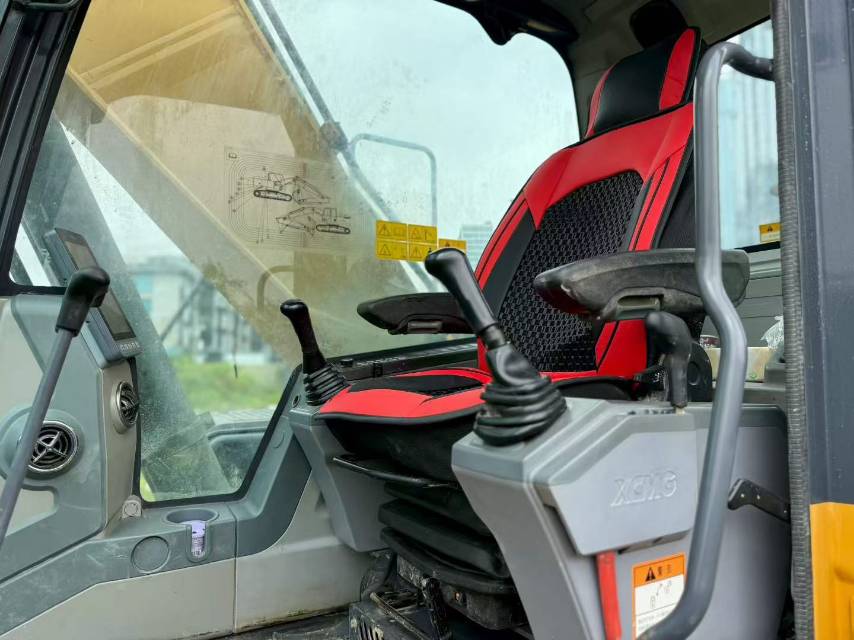 Buy XCMG XE215DA Used Excavator / 5