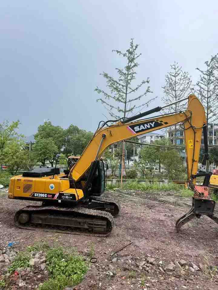 Buy Sany SY200C Used Excavator / 2