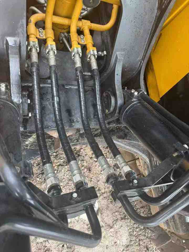 Buy Sany SY200C Used Excavator / 6
