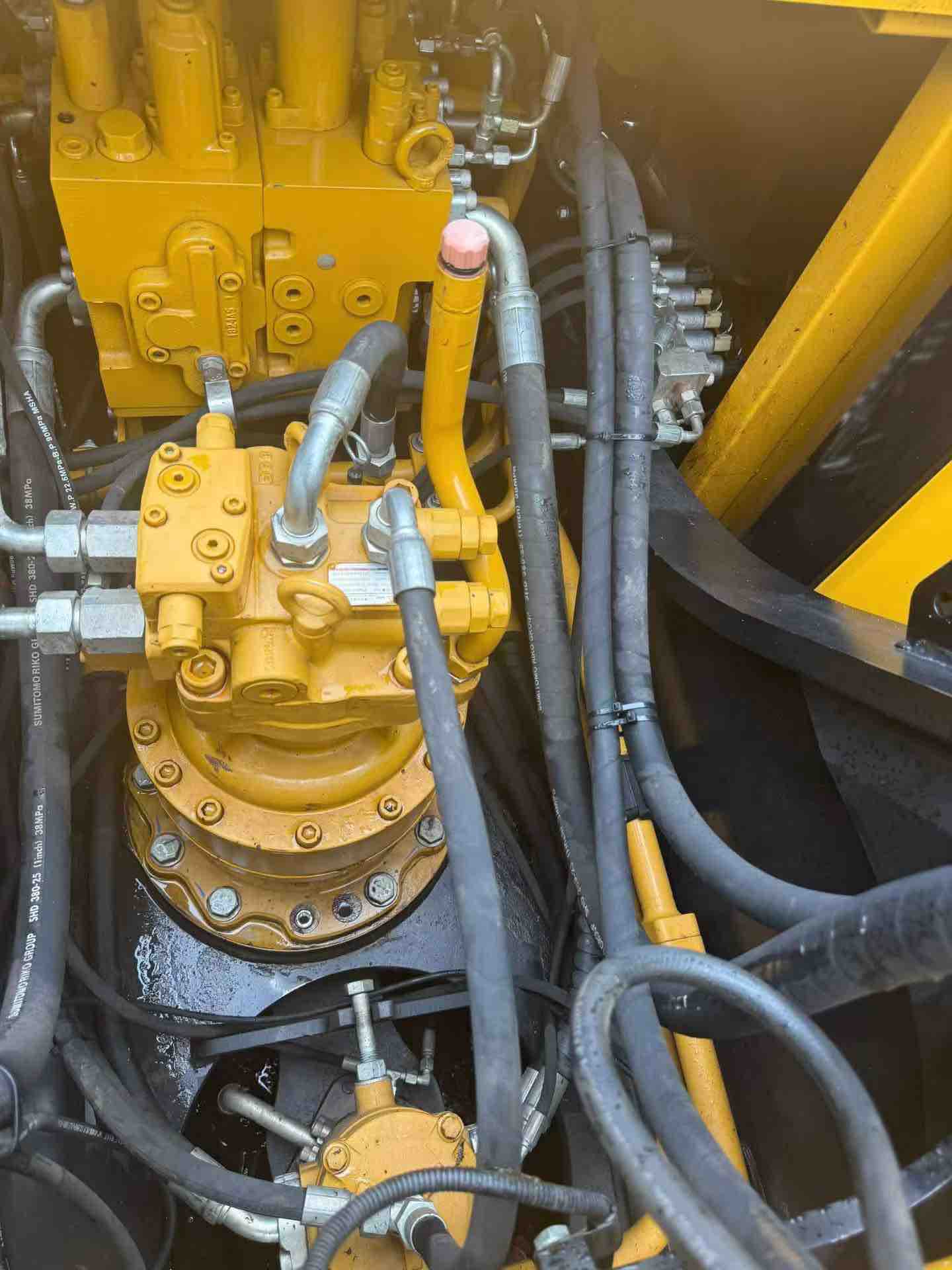 Buy Sany SY200C Used Excavator / 4