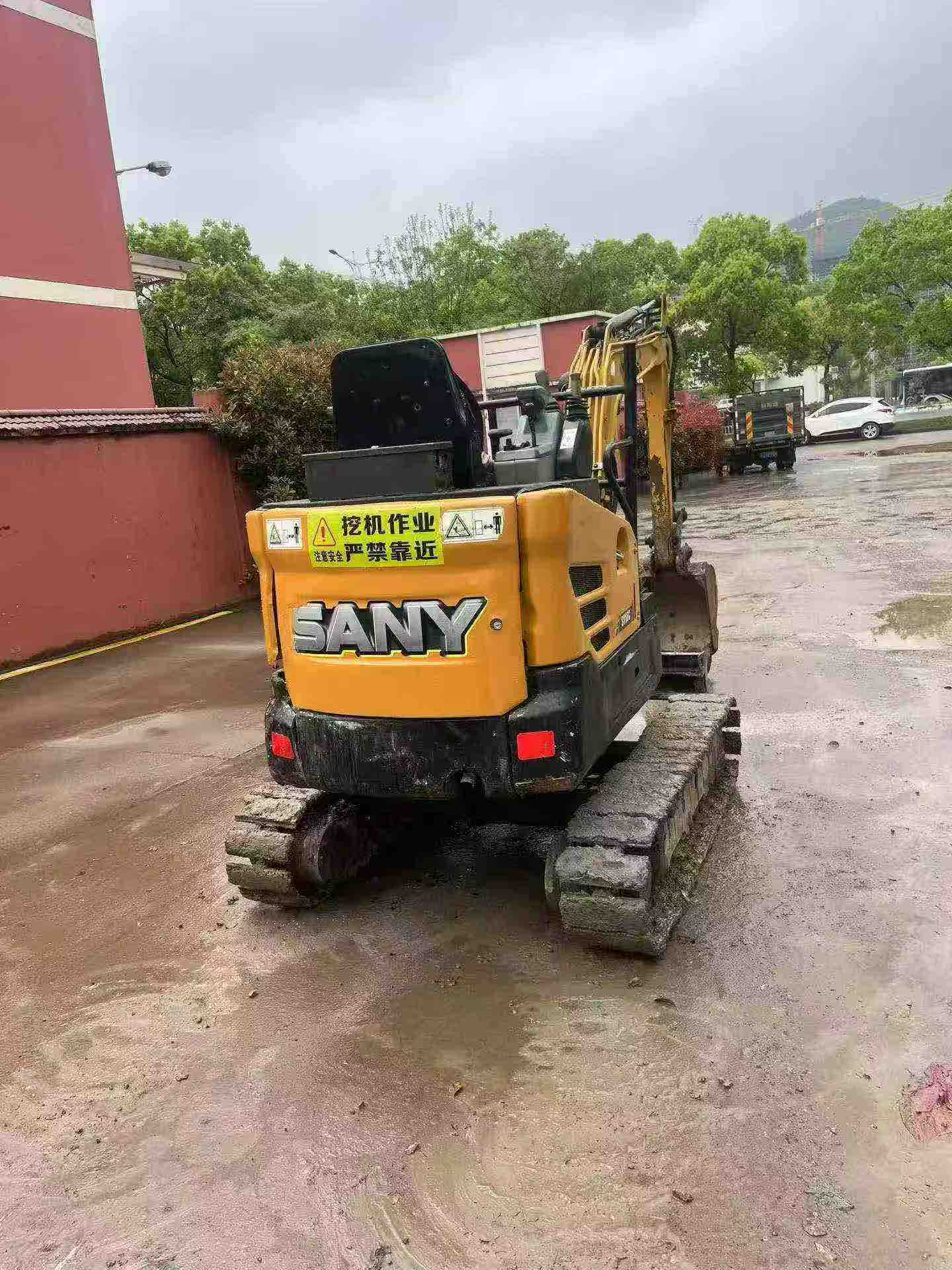 Buy Sany SY16C Used Excavator / 2