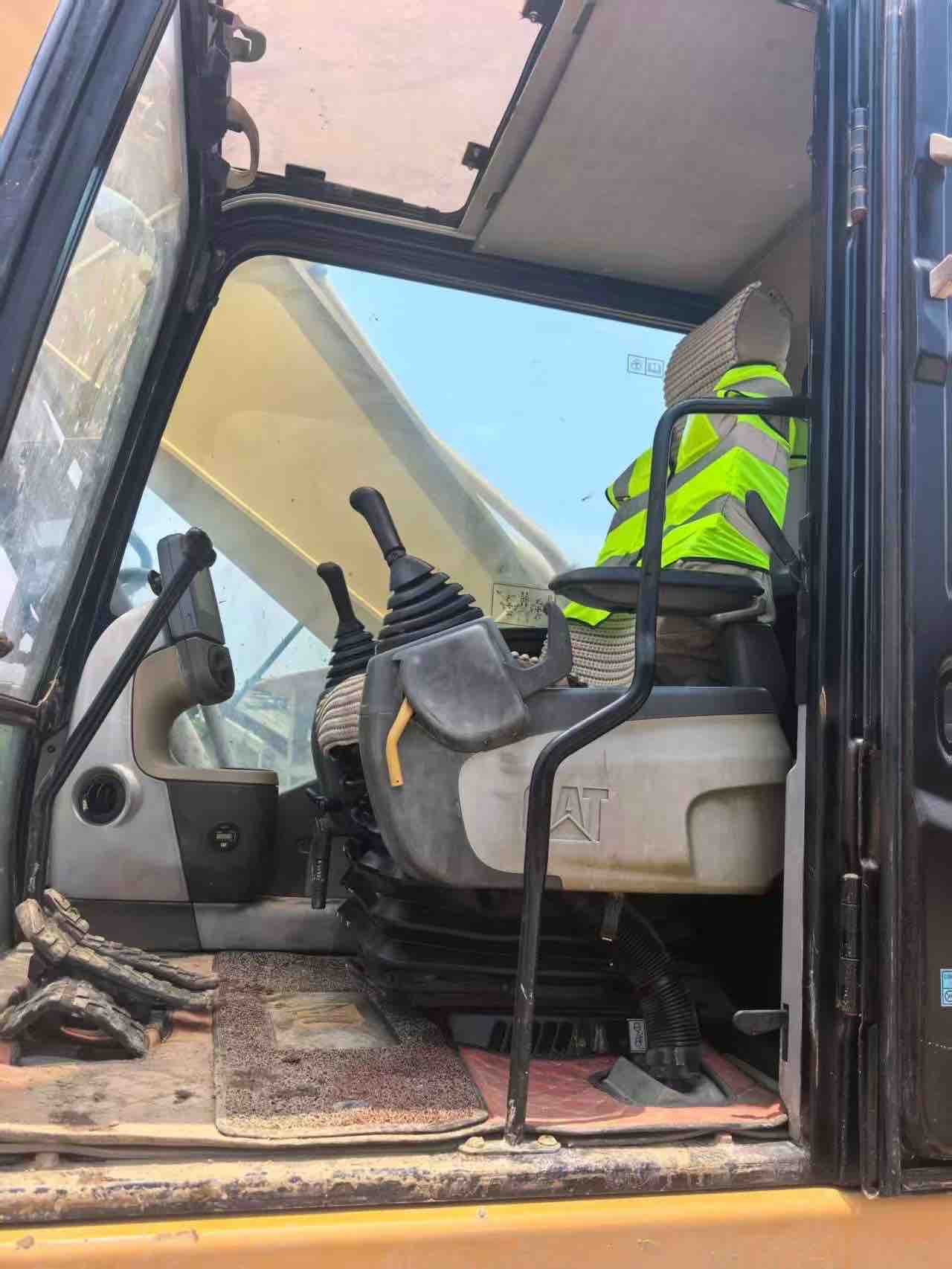 Buy Caterpillar 336DL Used Excavator / 5