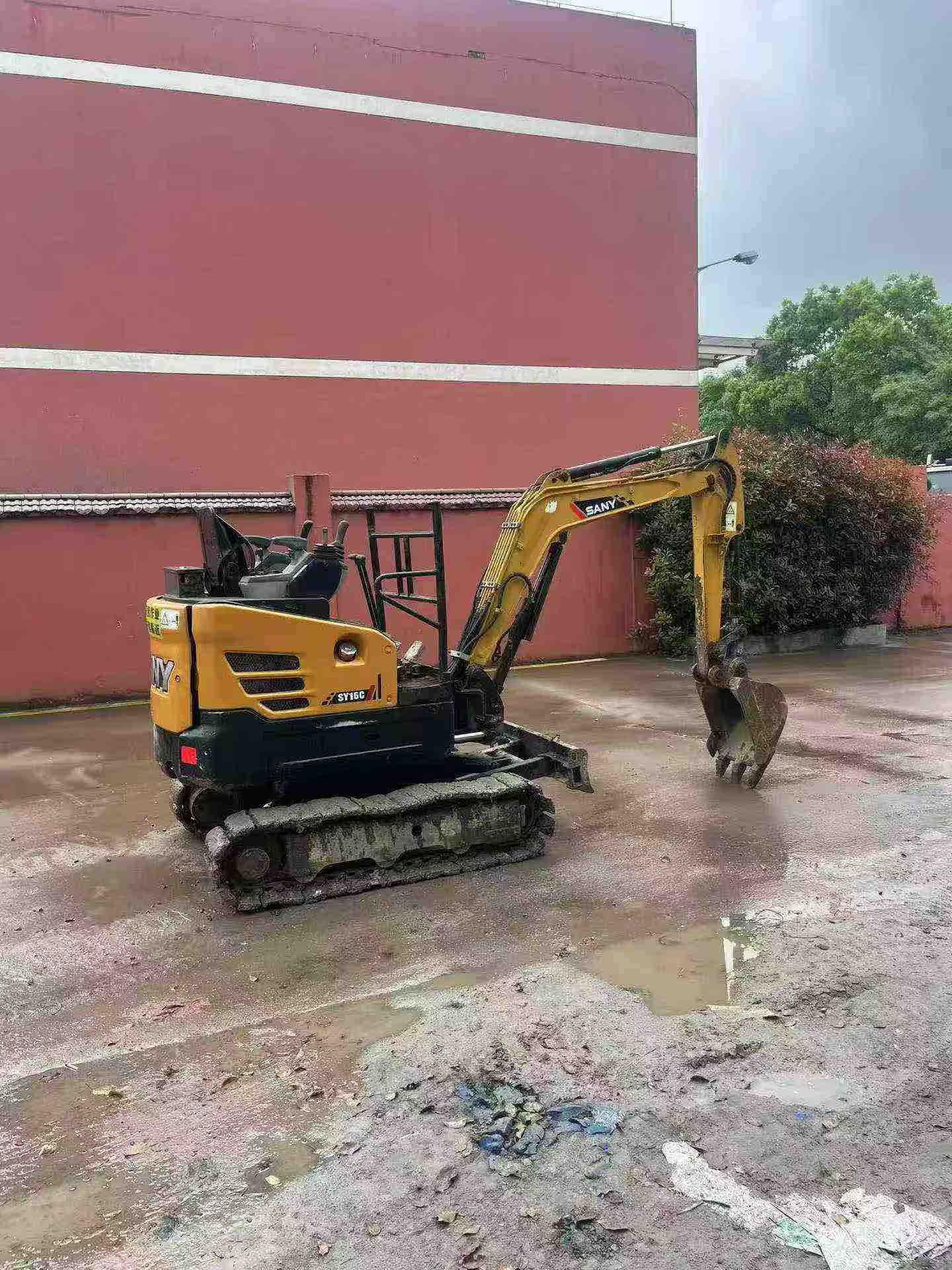 Buy Sany SY16C Used Excavator / 3