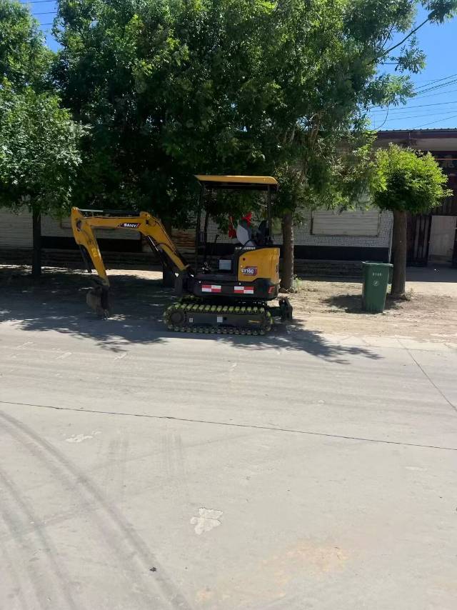 Buy Sany SY16C Used Excavator / 3