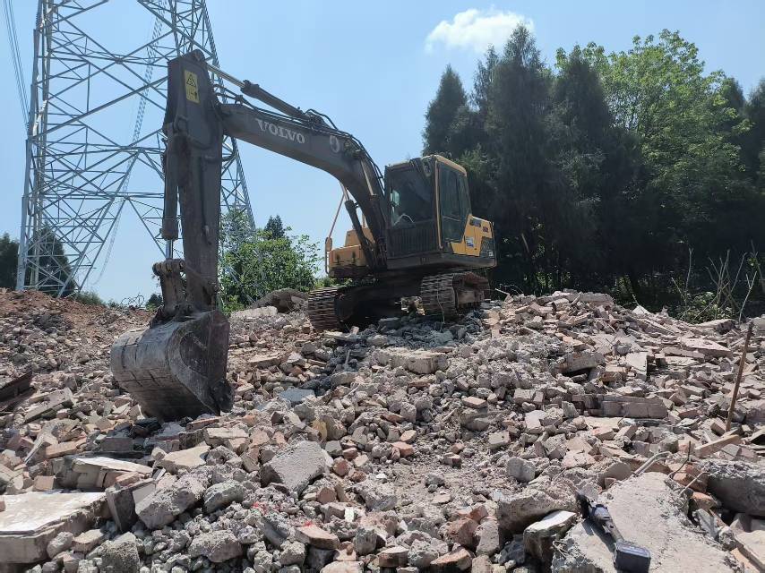 Buy Volvo 120D Used Excavator / 2