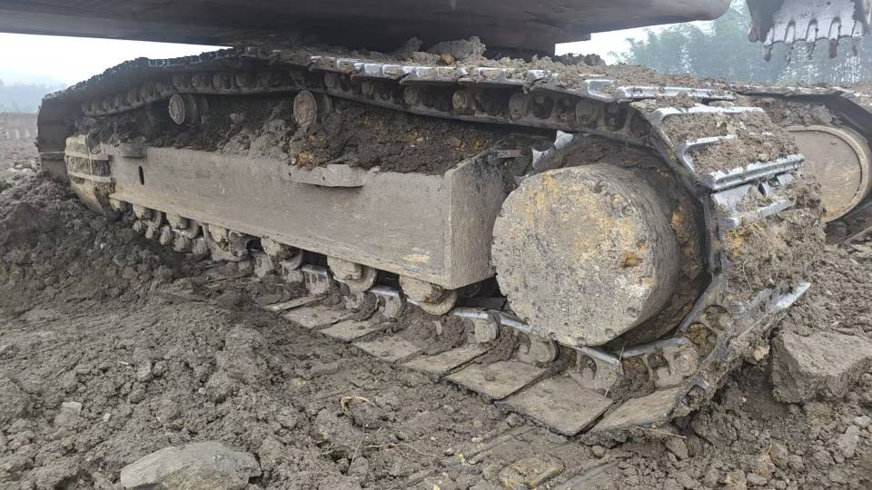 Buy Sany 205C-8 Used Excavator / 9