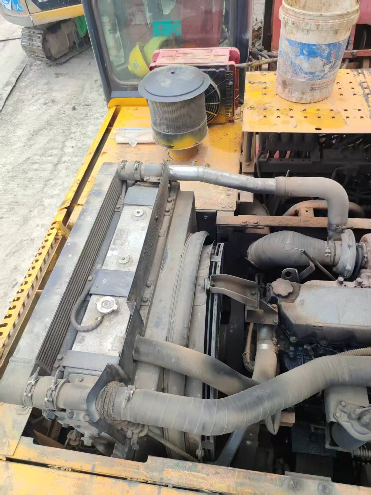 Buy Sany SY200C Used Excavator / 4