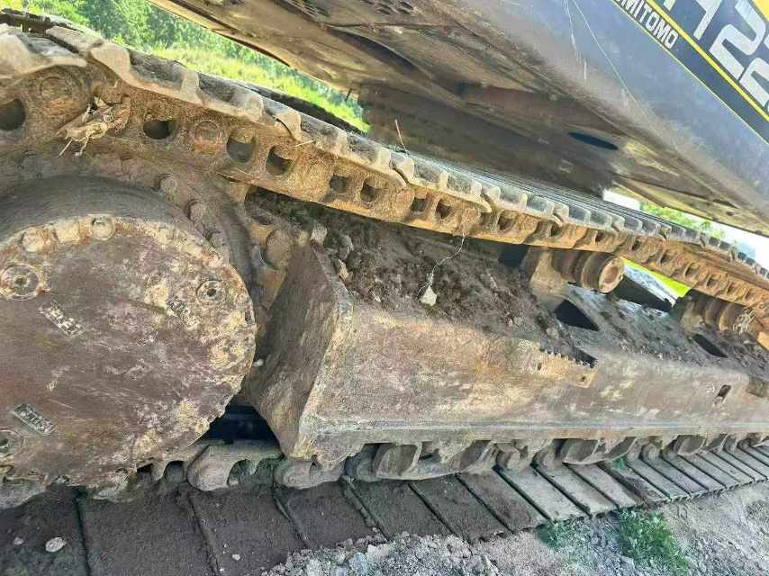 Buy Sumitomo SH220LC-5 Used Excavator / 4